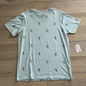 Men’s free planet size medium graphic T-shirt